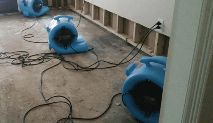 Residential water damage restoration service